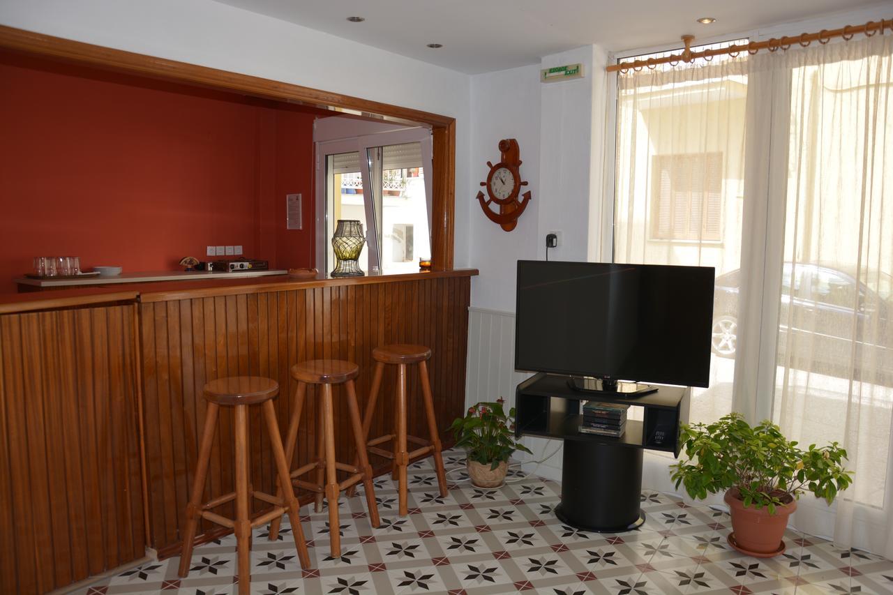 Dionyssos Hotel Limenas  Exterior photo